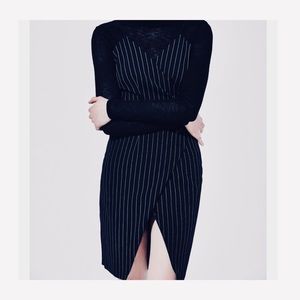 TWO FEATHERS lorinda wrap dress